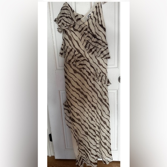 Future Collective Zebra Print One Shoulder Ruffle Maxi Dress S - Picture 10 of 10
